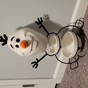 Tiered Disney Frozen Olaf Serving Stand with Bowls